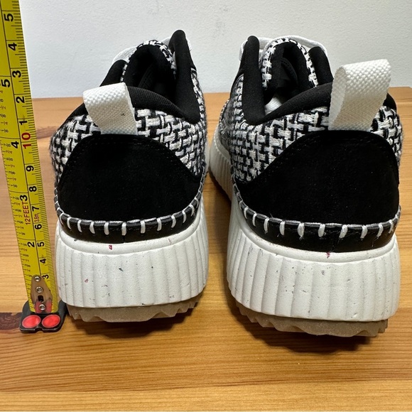 Dream Pairs Black & White Tweed Platform Sneakers – Chunky Sole Lace-Up – Women’ - Picture 3 of 5